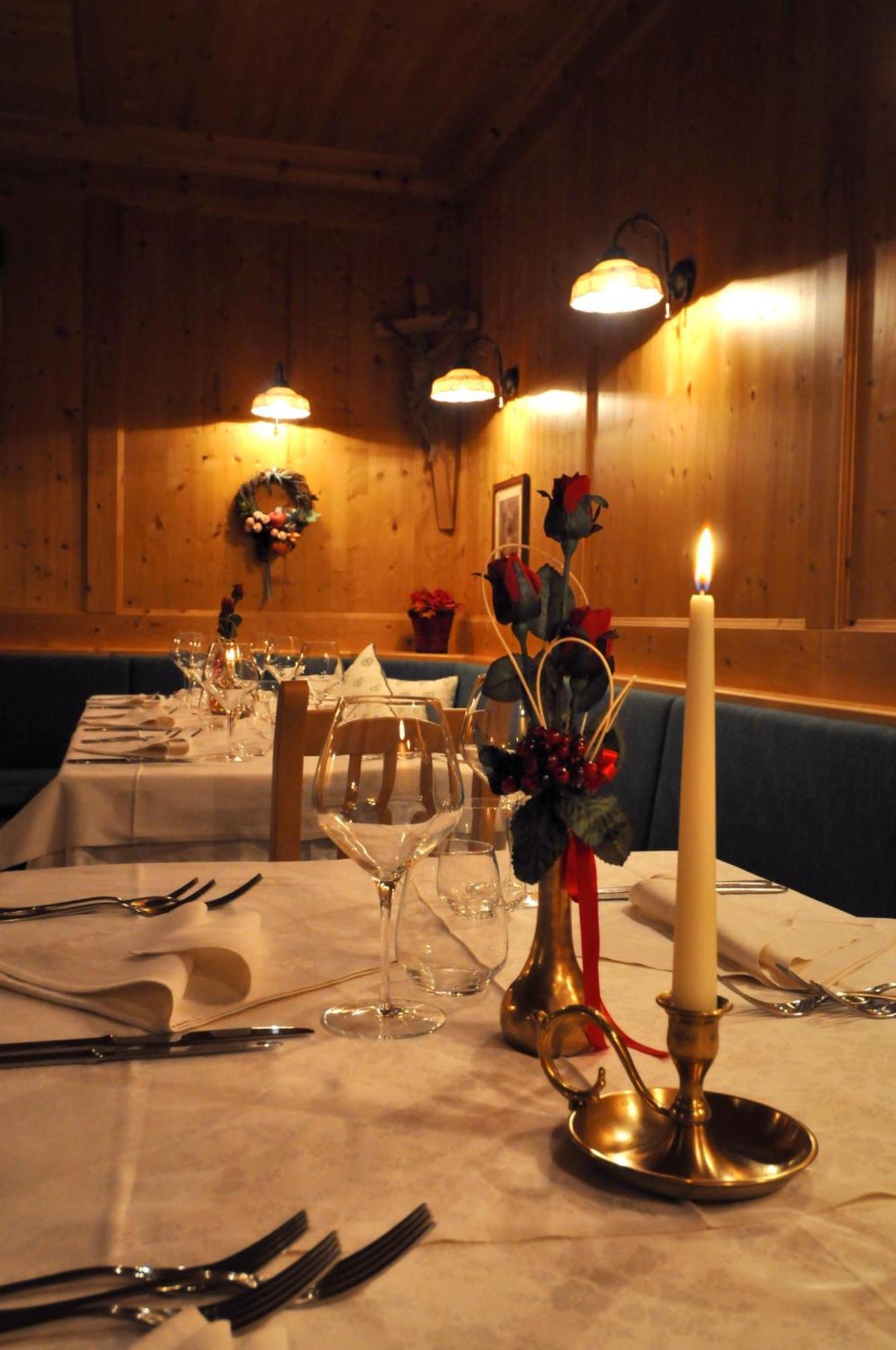 Hotel Valacia Pozza di Fassa Kültér fotó